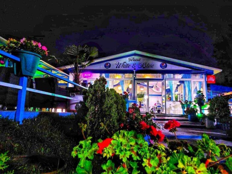 Restaurant White & Blue din Constanța, local cu specific pescăresc